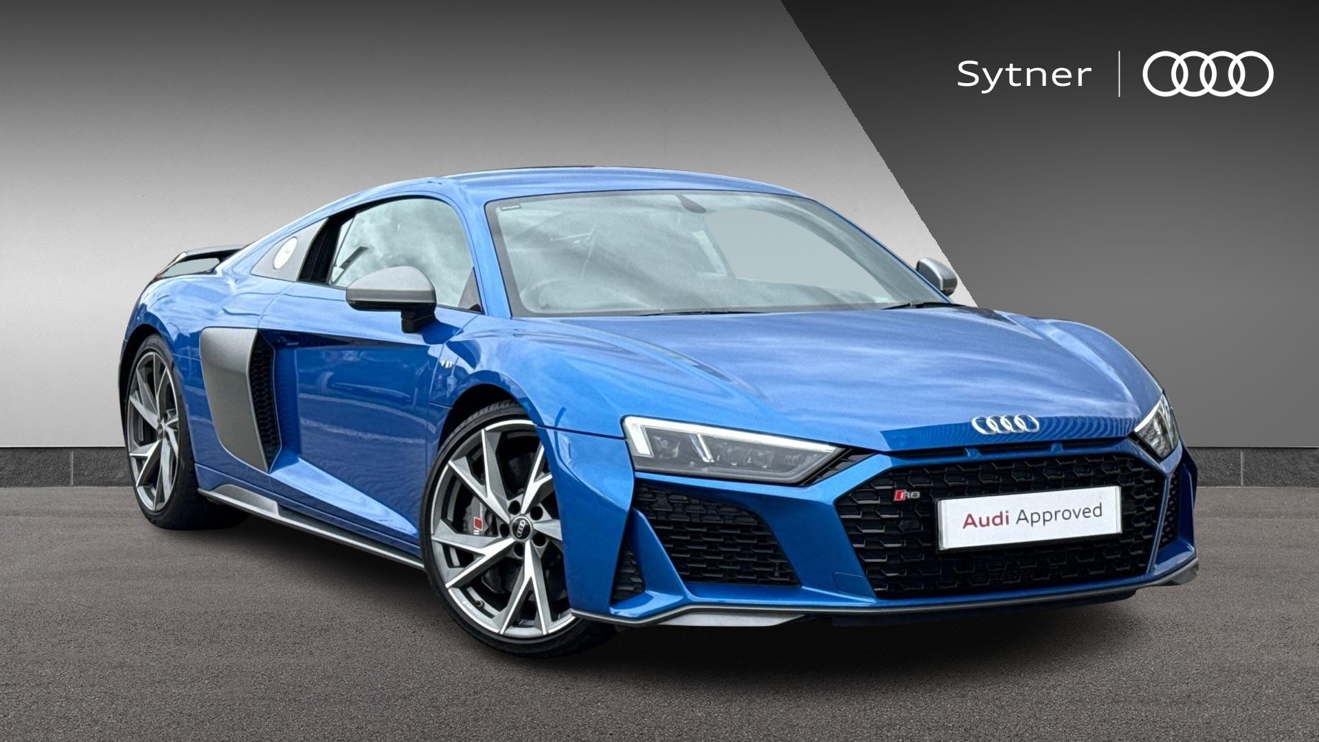 2021 AUDI R8 COUPE