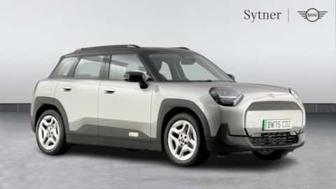 2025 MINI ACEMAN ELECTRIC HATCHBACK 135KW E CLASSIC 43KWH 5DR AUTO, 2025 252 MILES ELECTRIC... photo