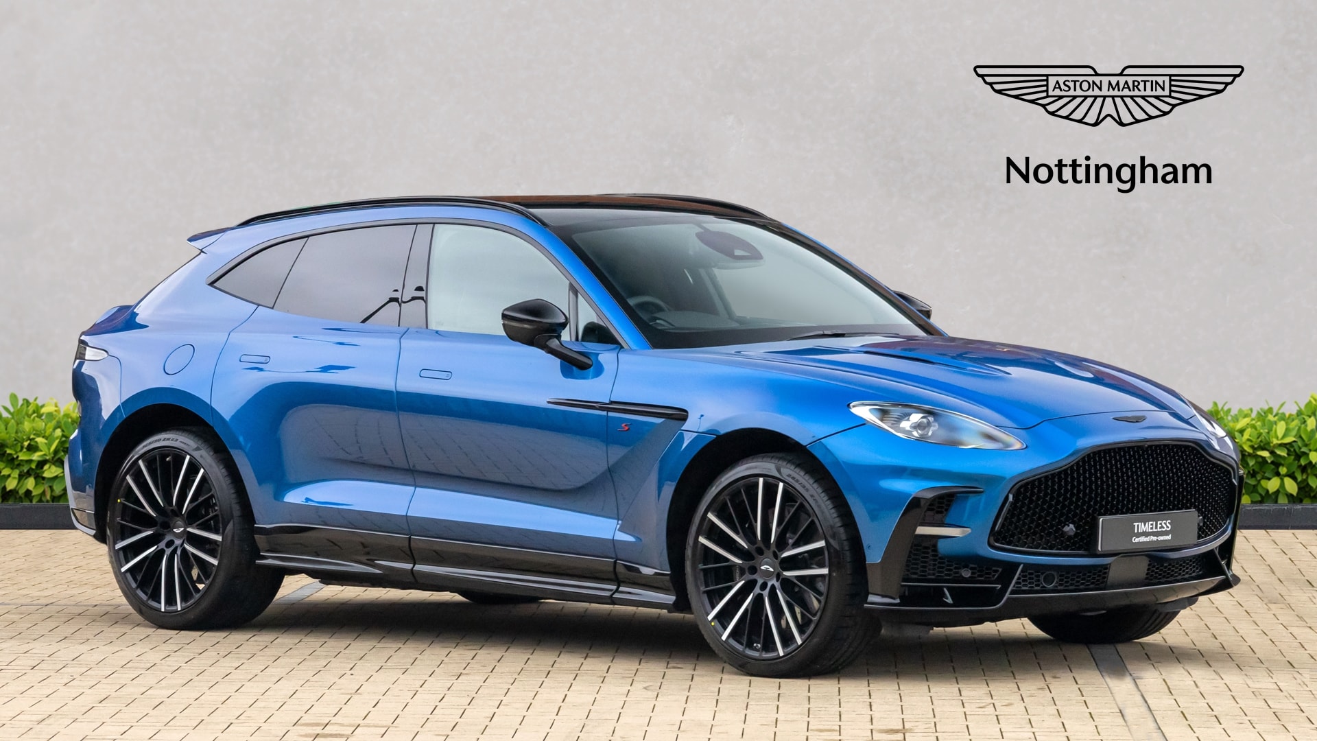 Aston Martin DBX 2026