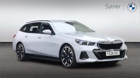 2026 BMW 5 SERIES TOURING 530E M SPORT PRO 5DR AUTO, 2026 5,204 MILES PETROL PARALLEL... photo