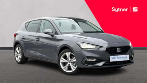 2025 seat leon hatchback 1.5 tsi 115 fr 5dr [dap], 2025 2,000 miles petrol manual north wales £250 full price £21,500 per... photo