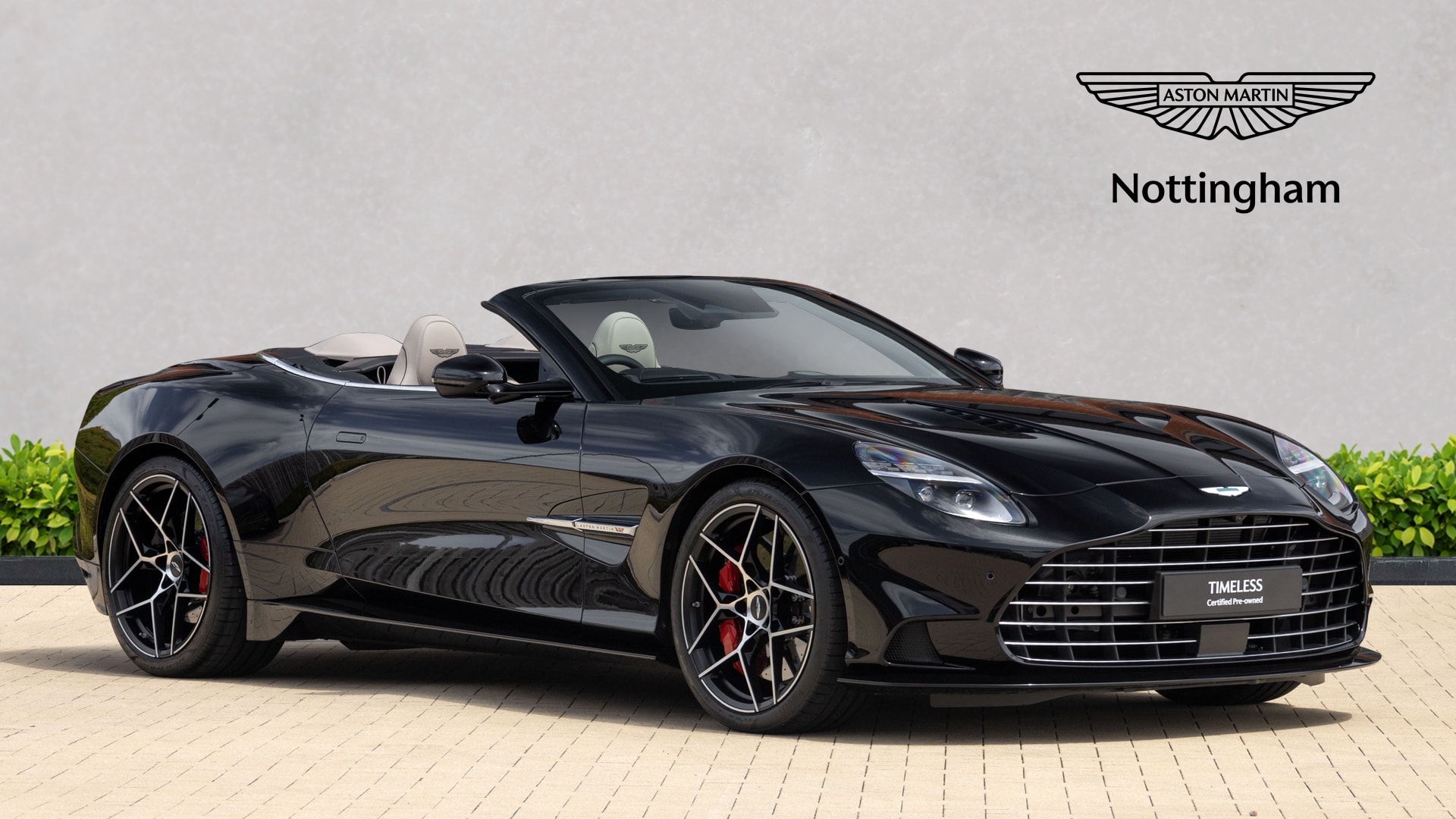 Aston Martin Vanquish 2026