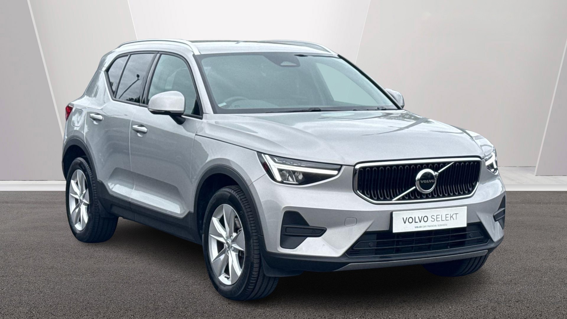 2024 Volvo XC40