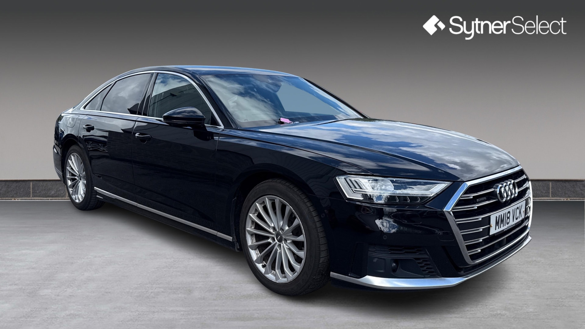2018 AUDI A8