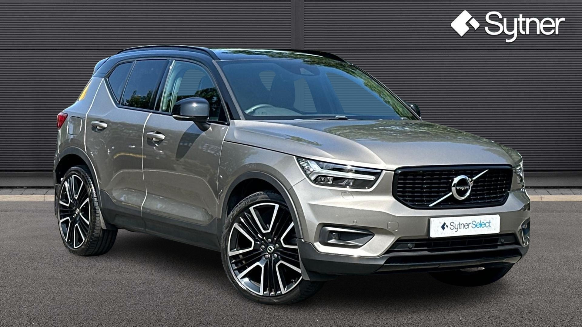 2021 Volvo XC40