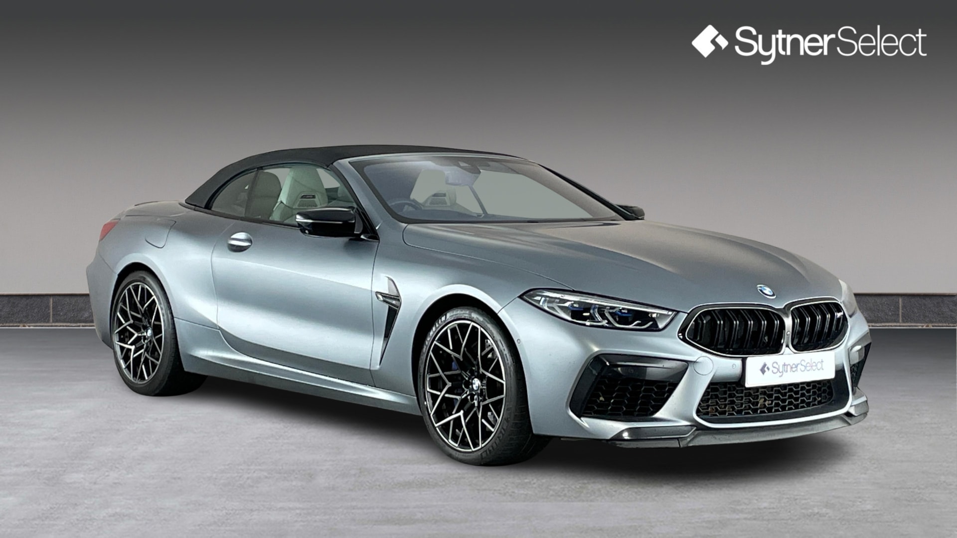 2020 BMW M8