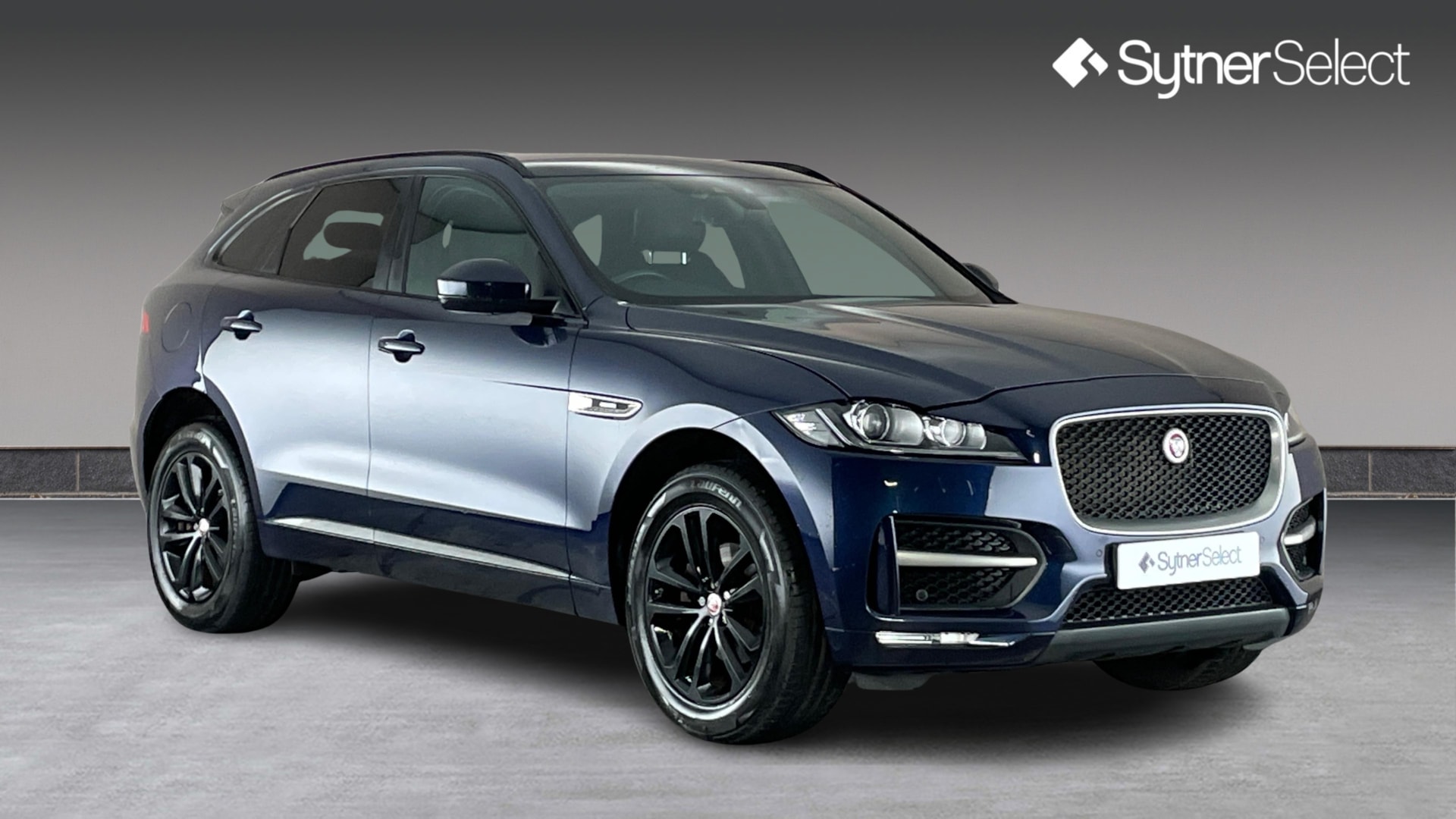 2017 JAGUAR F-PACE