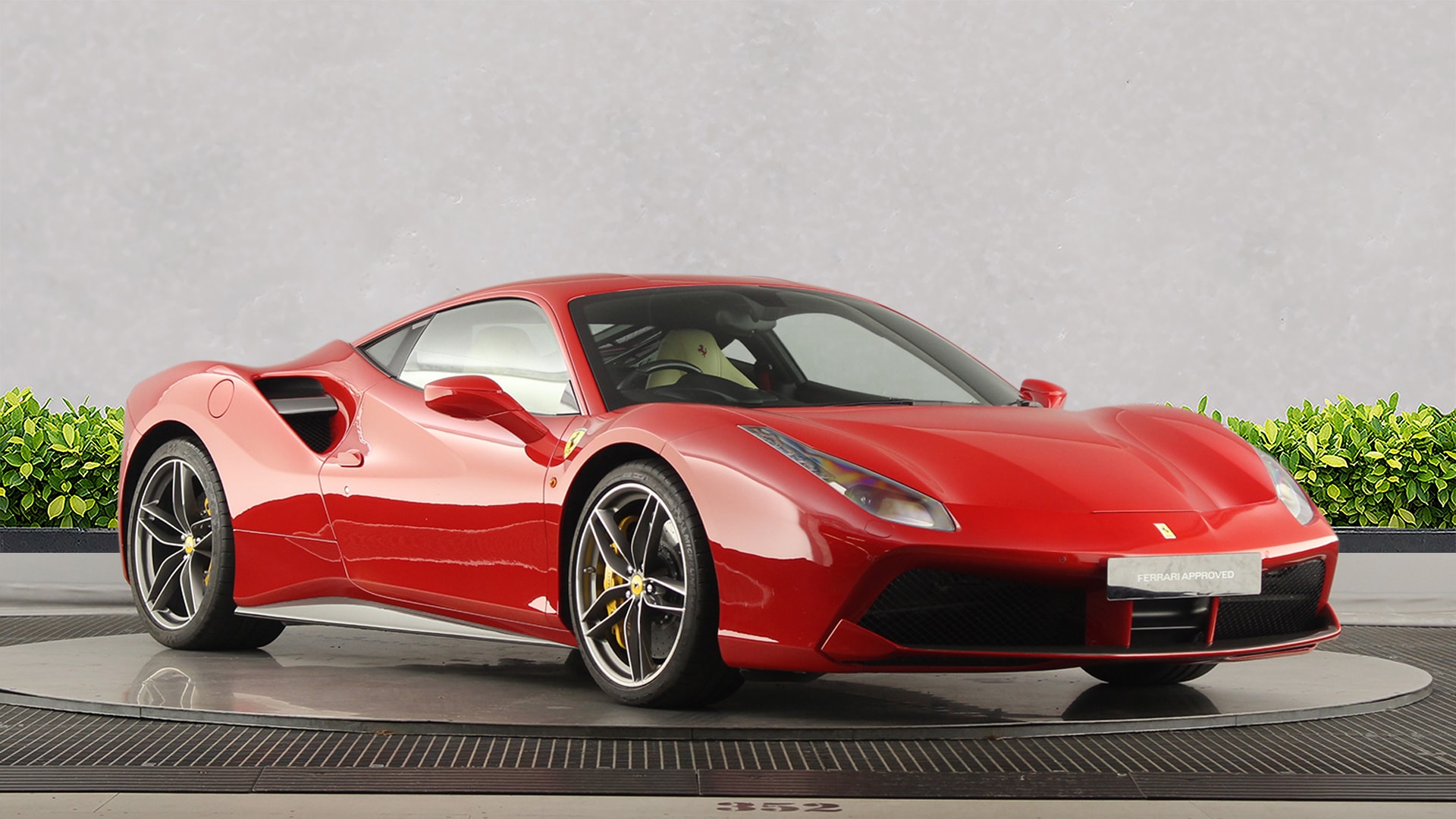 2017 FERRARI 488
