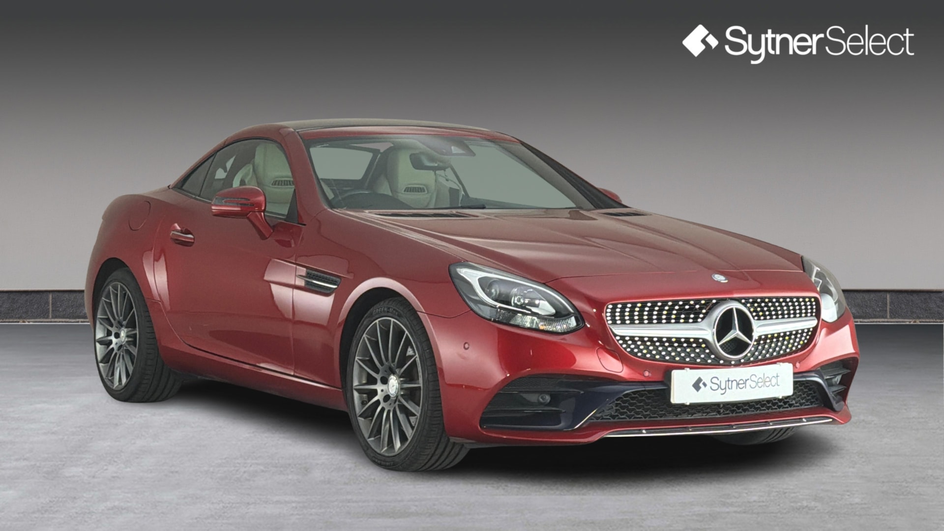 2016 MERCEDES-BENZ SLC