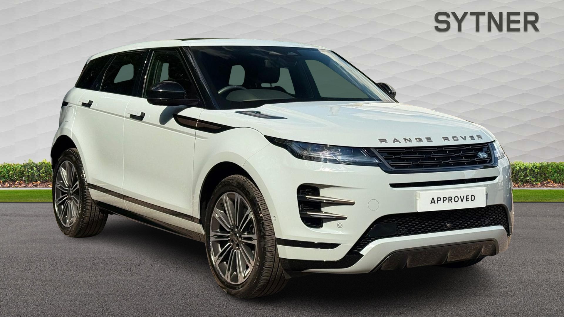 2025 Land Rover Range Rover Evoque