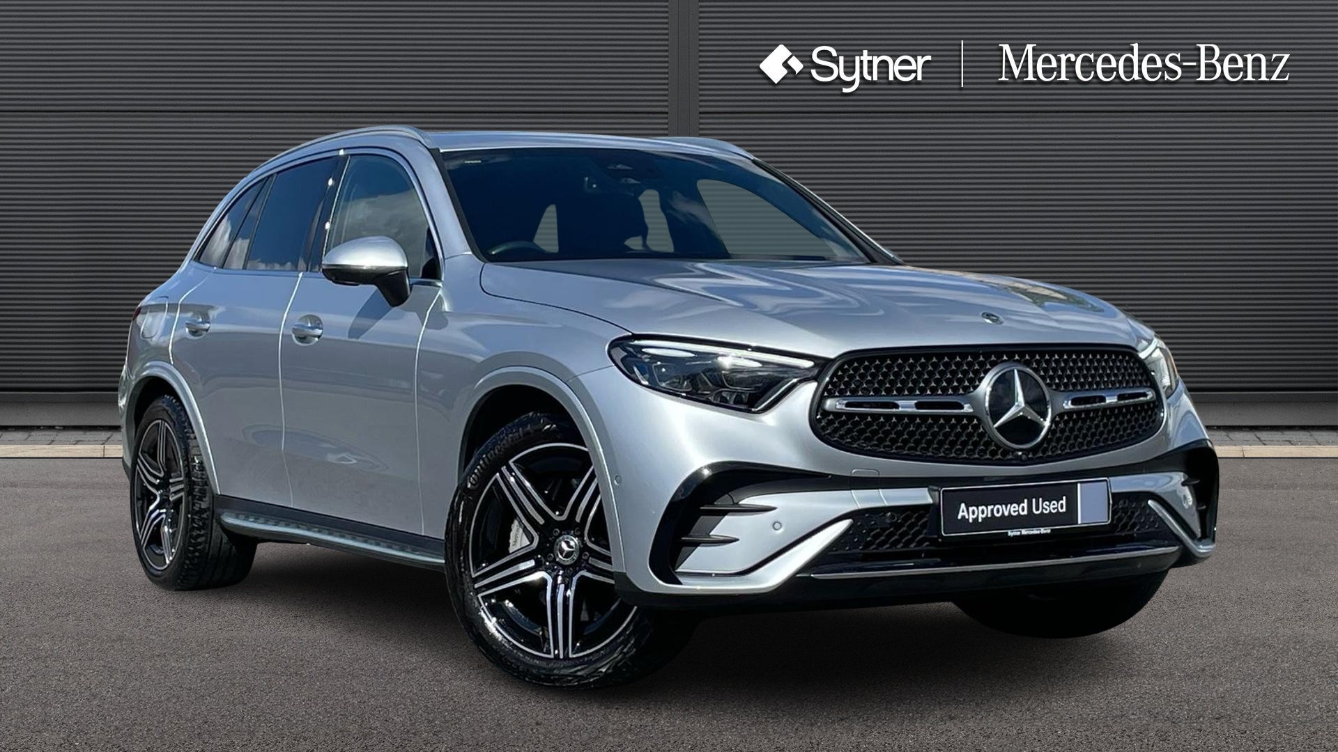2023 Mercedes-Benz GLC