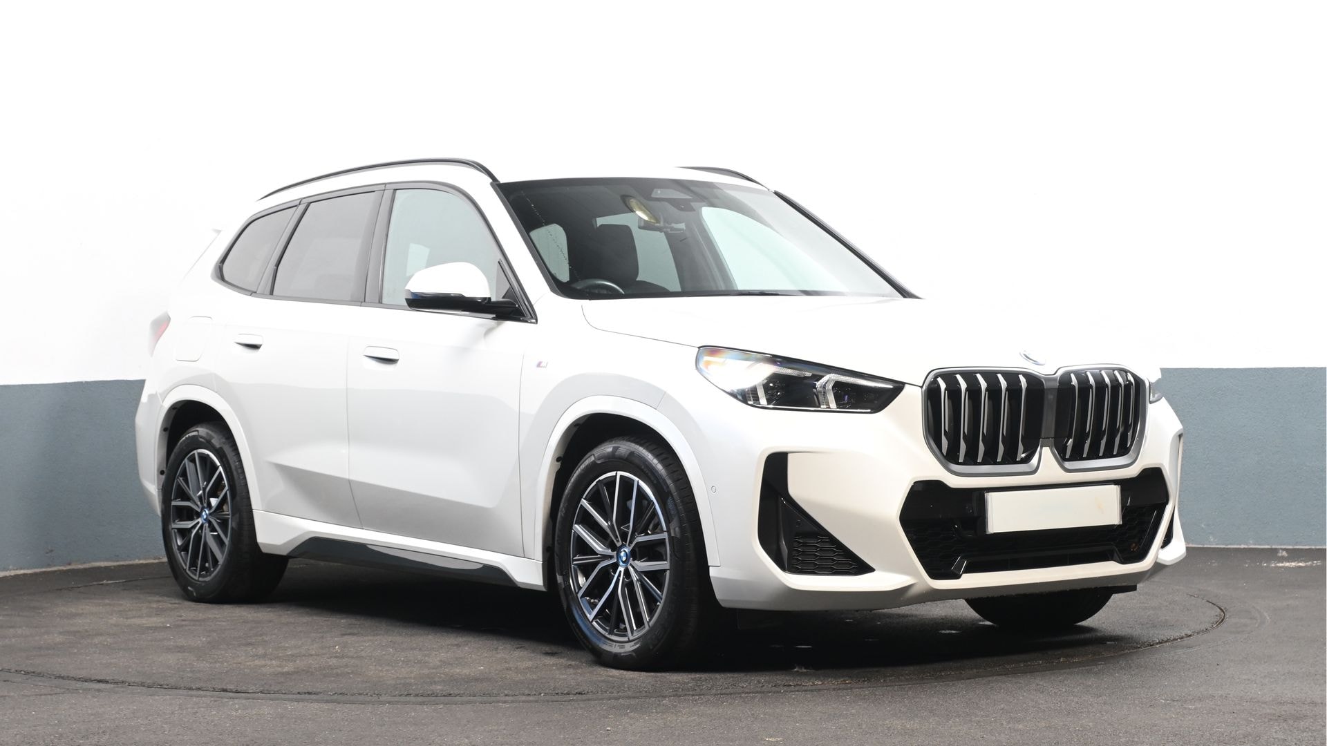 2024 BMW X1