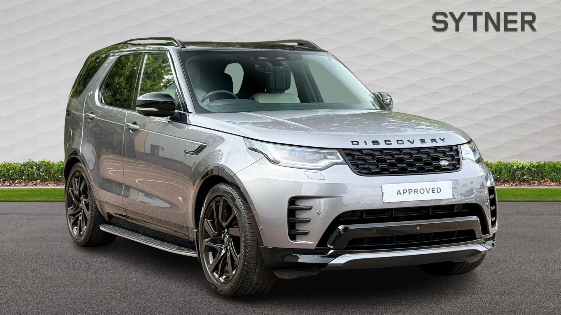 2024 Land Rover Discovery