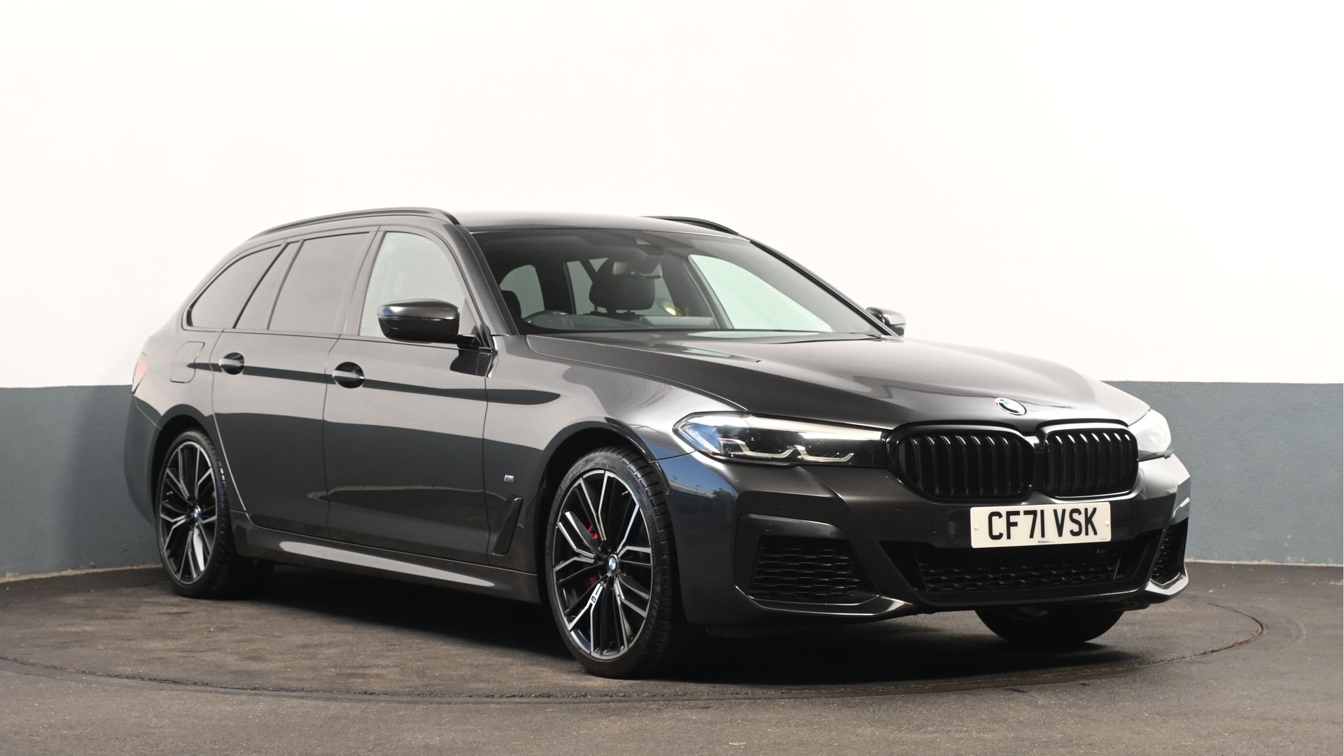 2022 BMW 5 Series