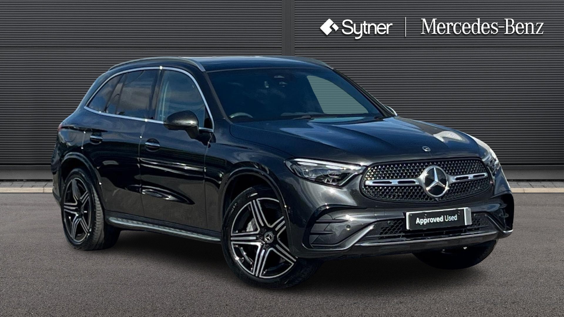 2025 Mercedes-Benz GLC
