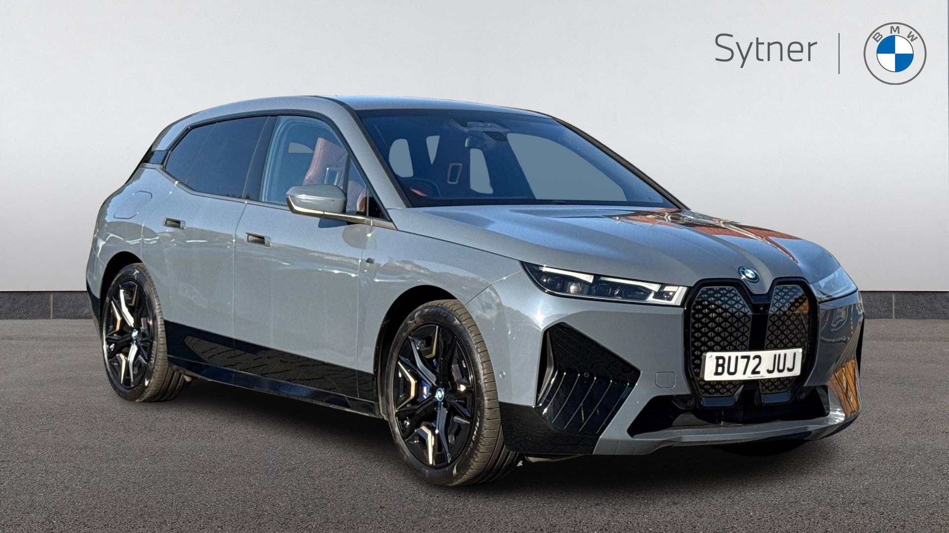 2022 BMW iX