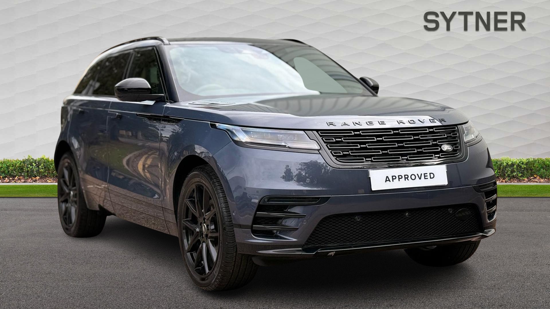 2025 Land Rover Range Rover Velar