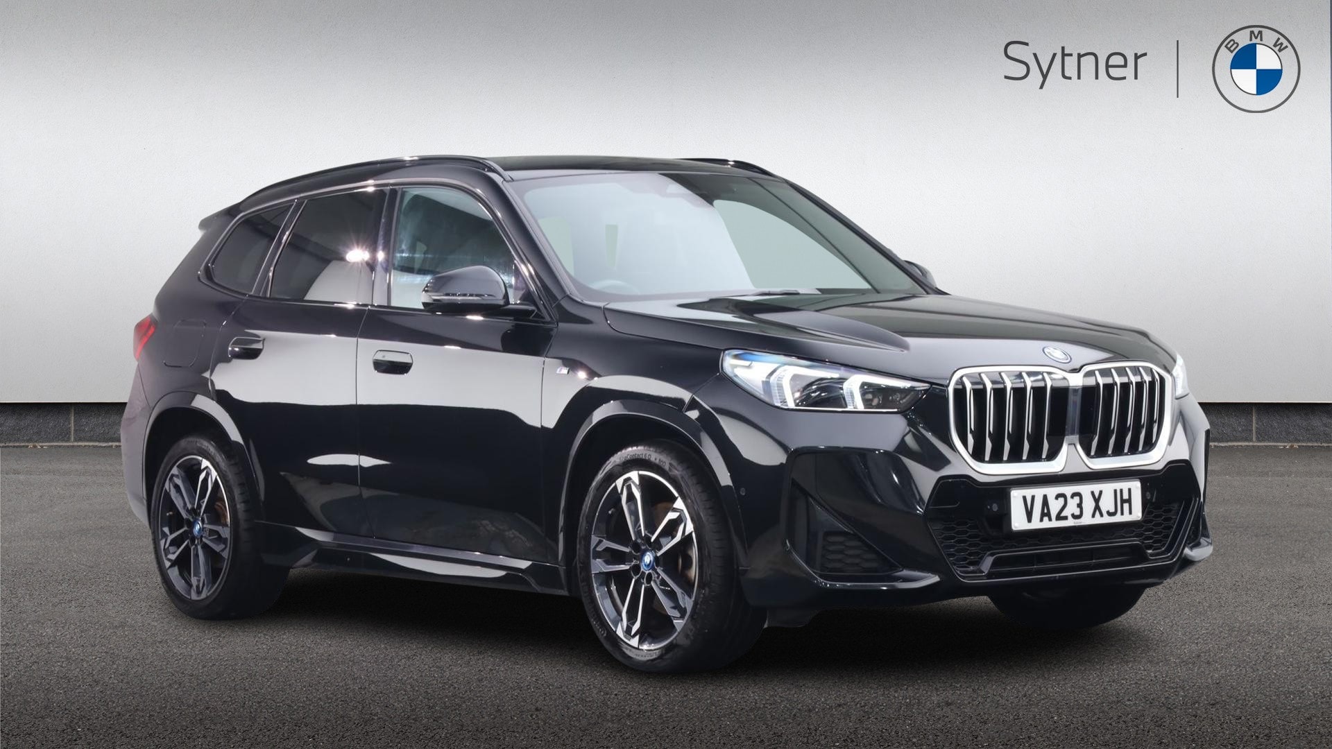 2023 BMW X1