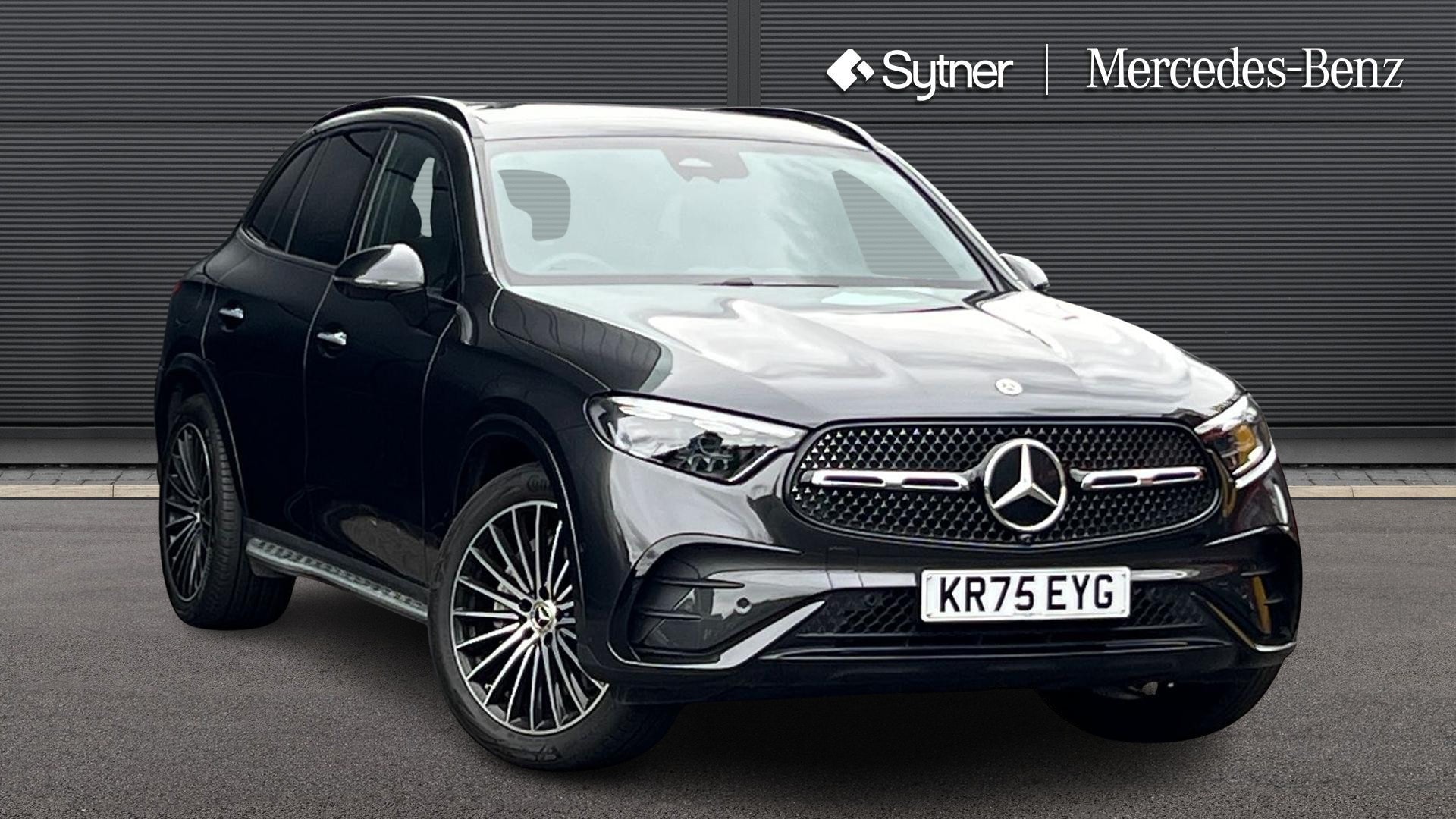 2025 Mercedes-Benz GLC