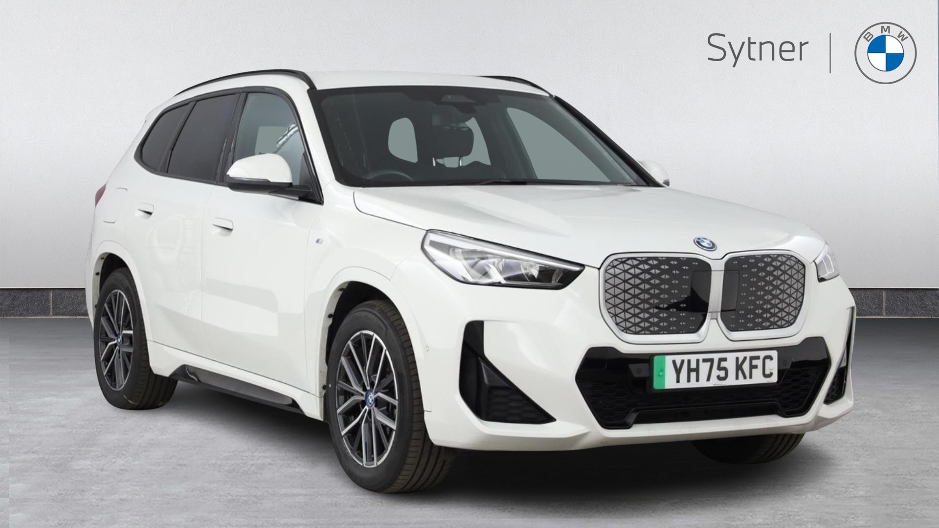 2025 BMW iX1