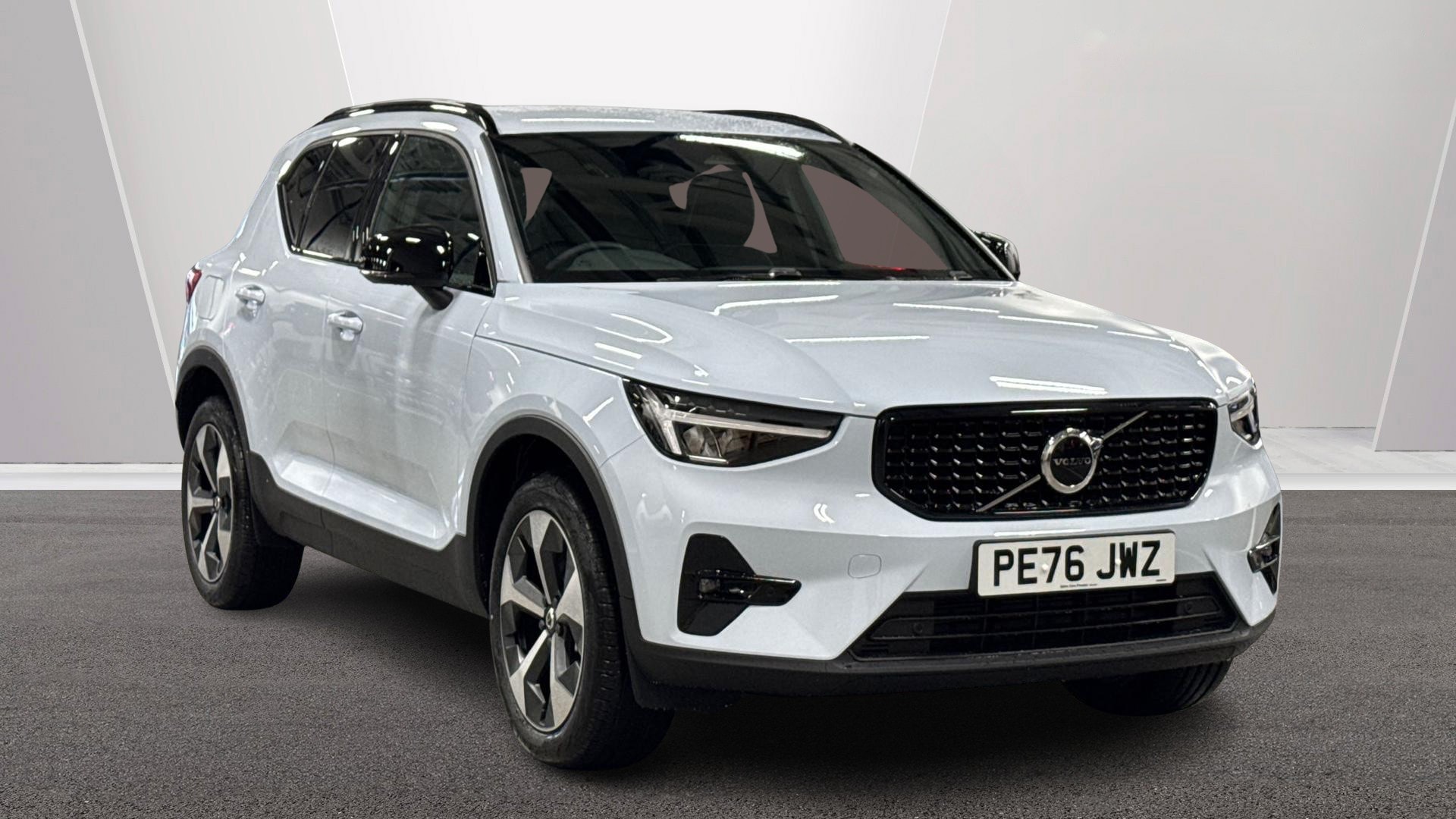 2026 Volvo XC40