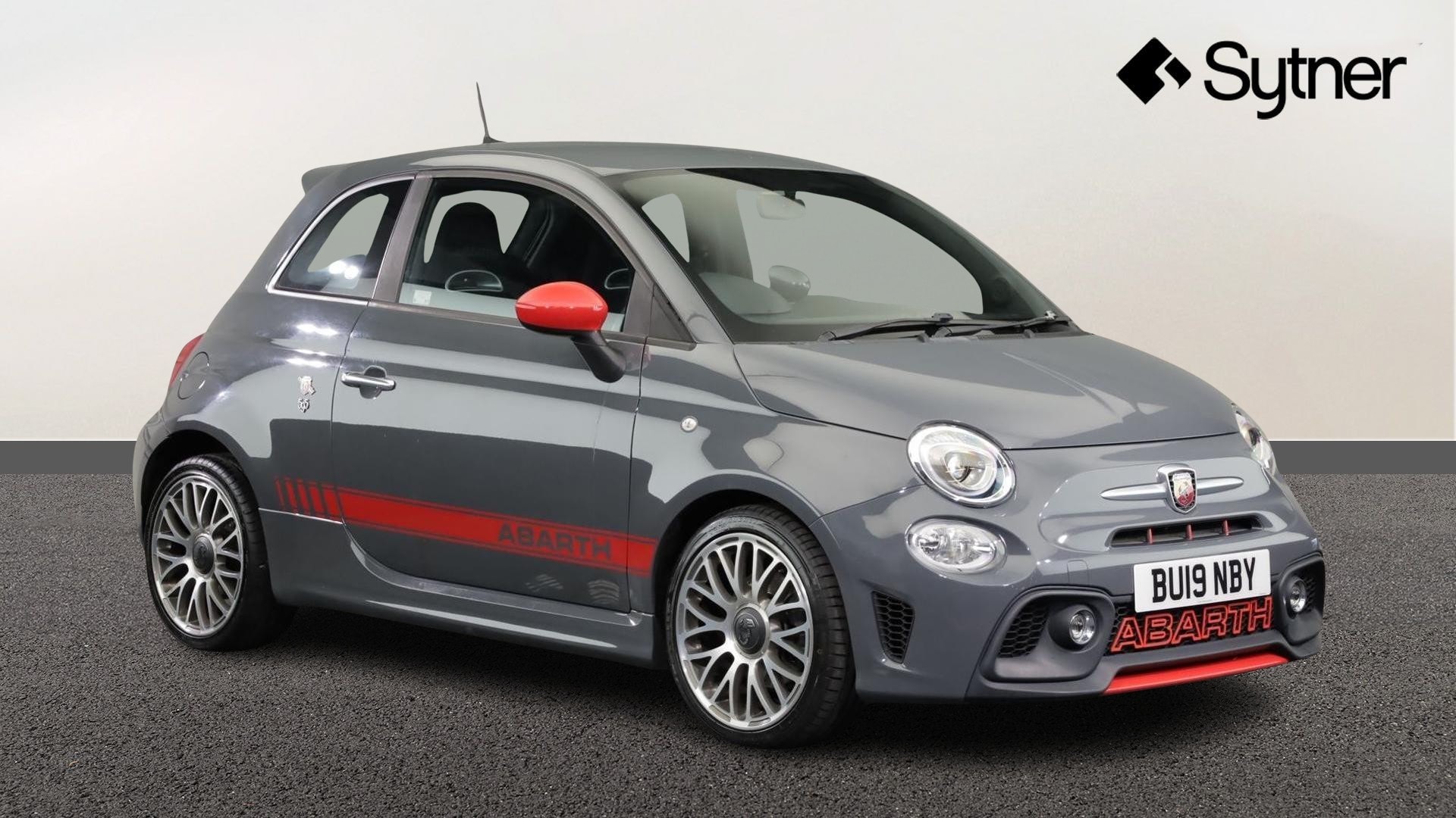 Abarth 595 2019