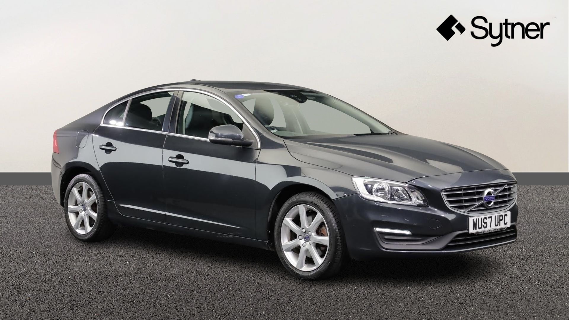 2017 VOLVO S60