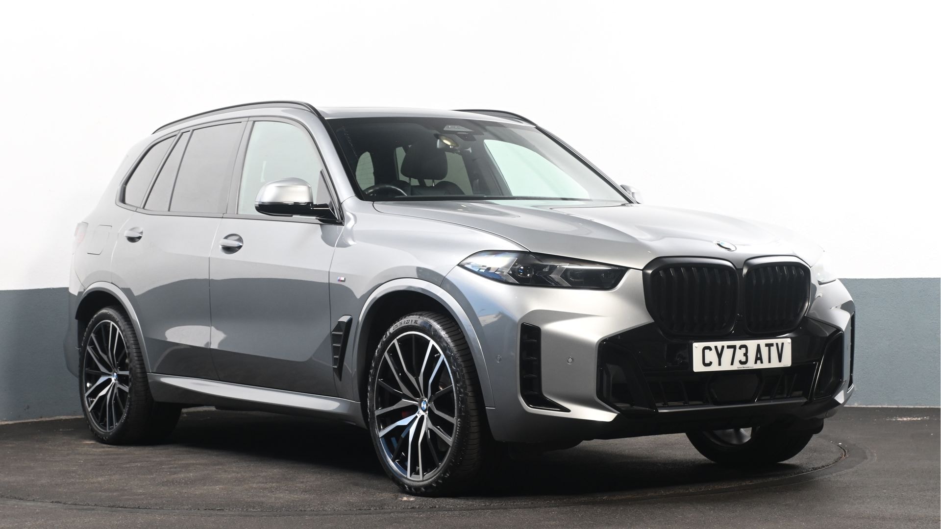 2023 BMW X5