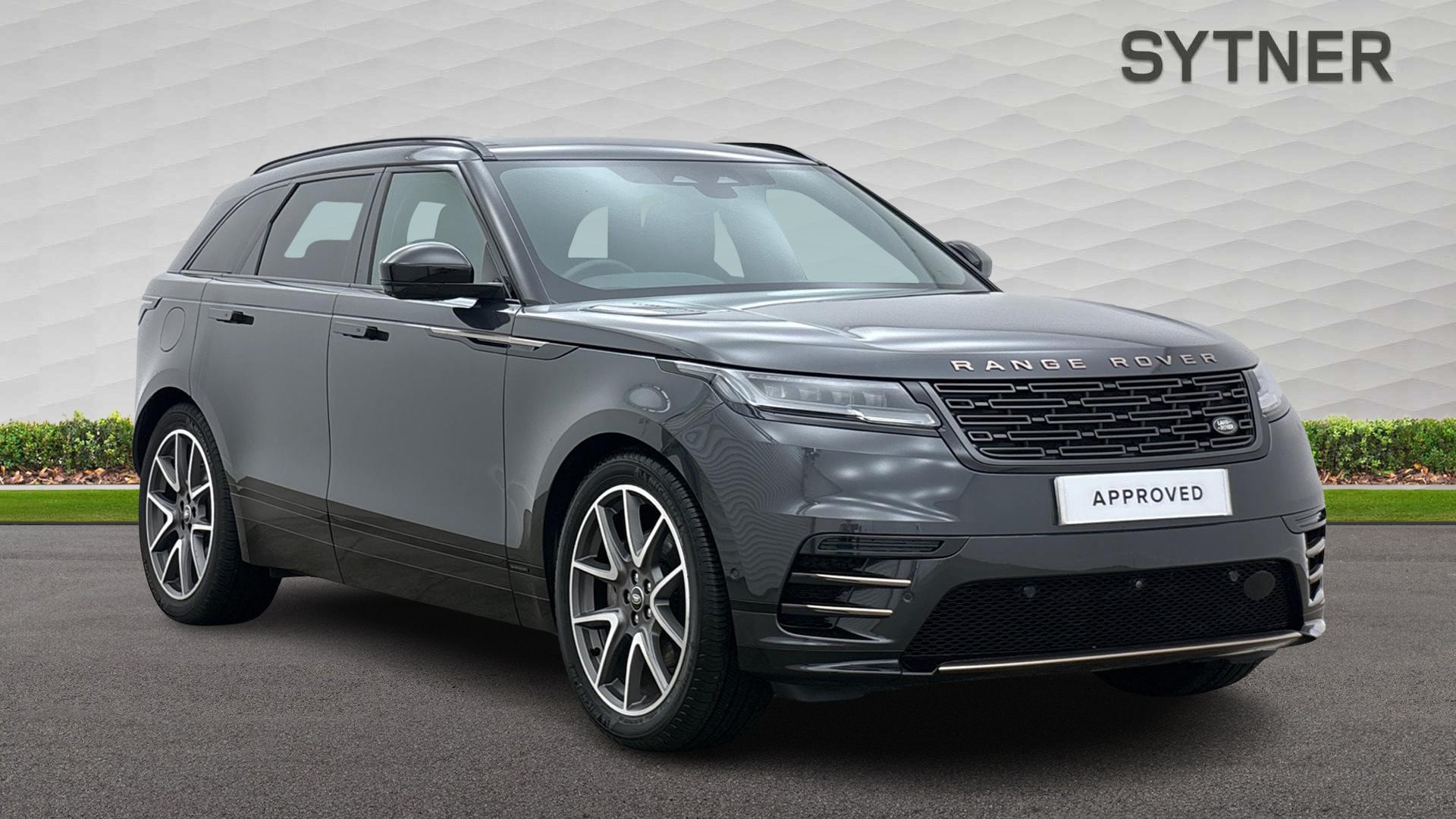 2025 Land Rover Range Rover Velar
