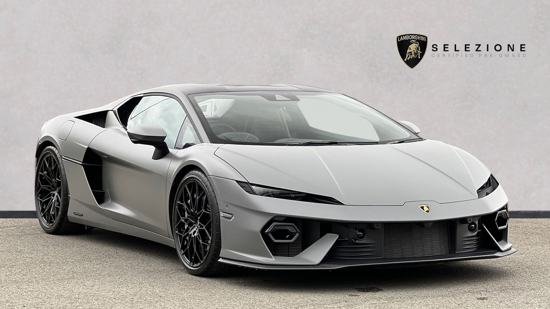 2026 LAMBORGHINI TEMERARIO