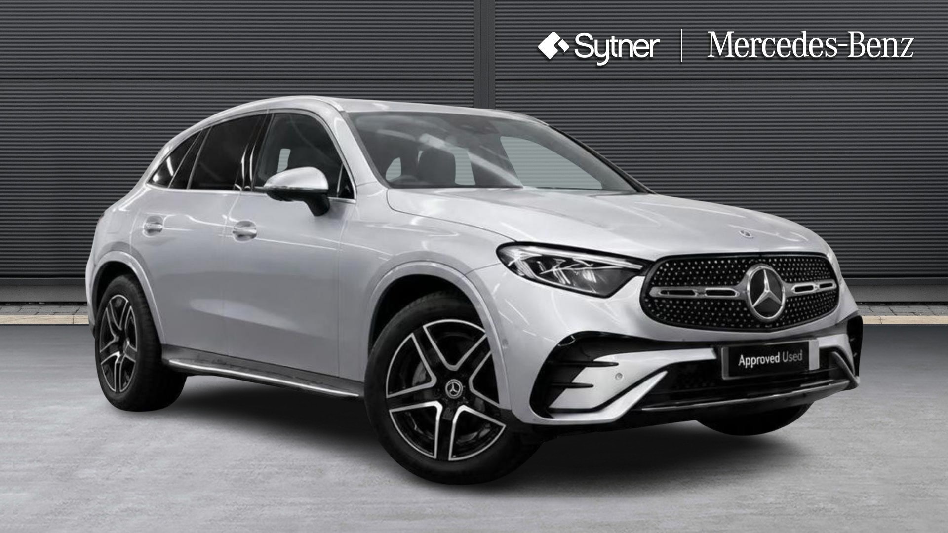 2025 Mercedes-Benz GLC