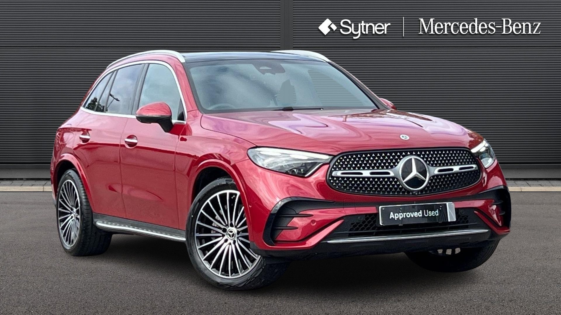 2025 Mercedes-Benz GLC