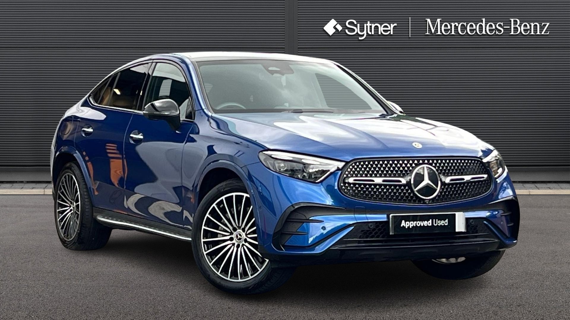 2025 Mercedes-Benz GLC