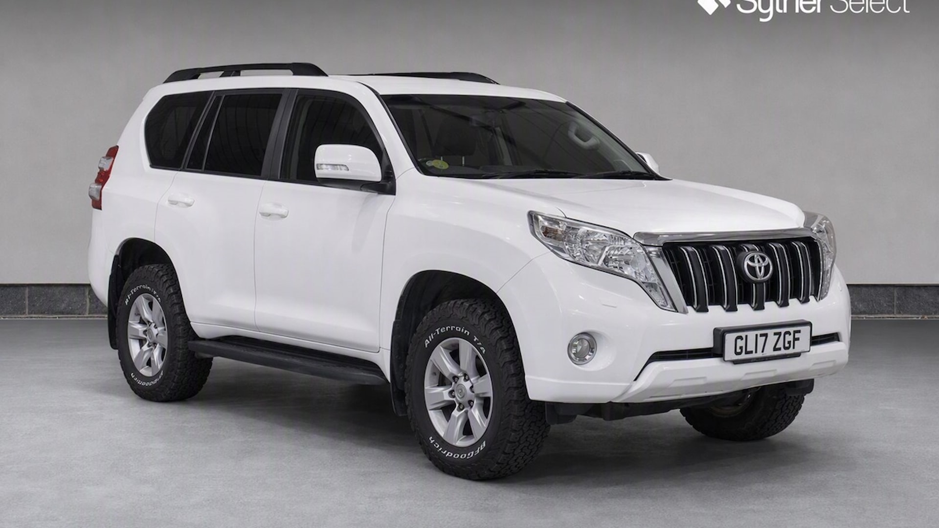 2017 TOYOTA LAND CRUISER