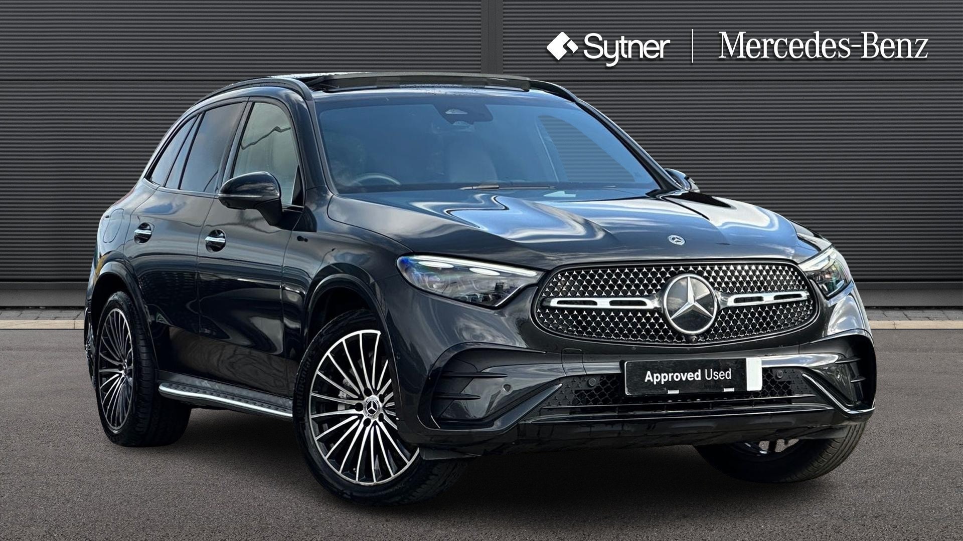 2025 Mercedes-Benz GLC
