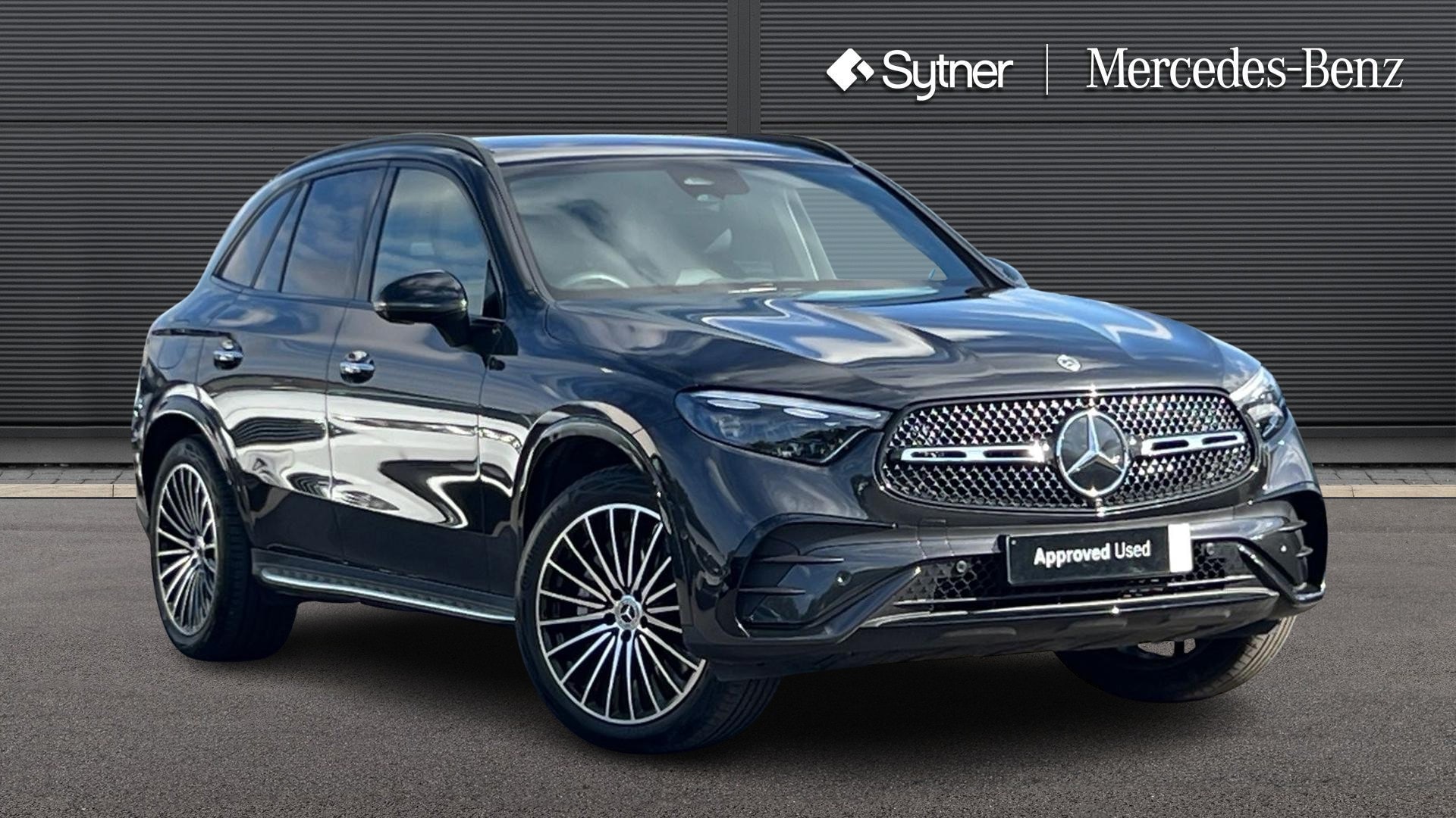 2025 Mercedes-Benz GLC