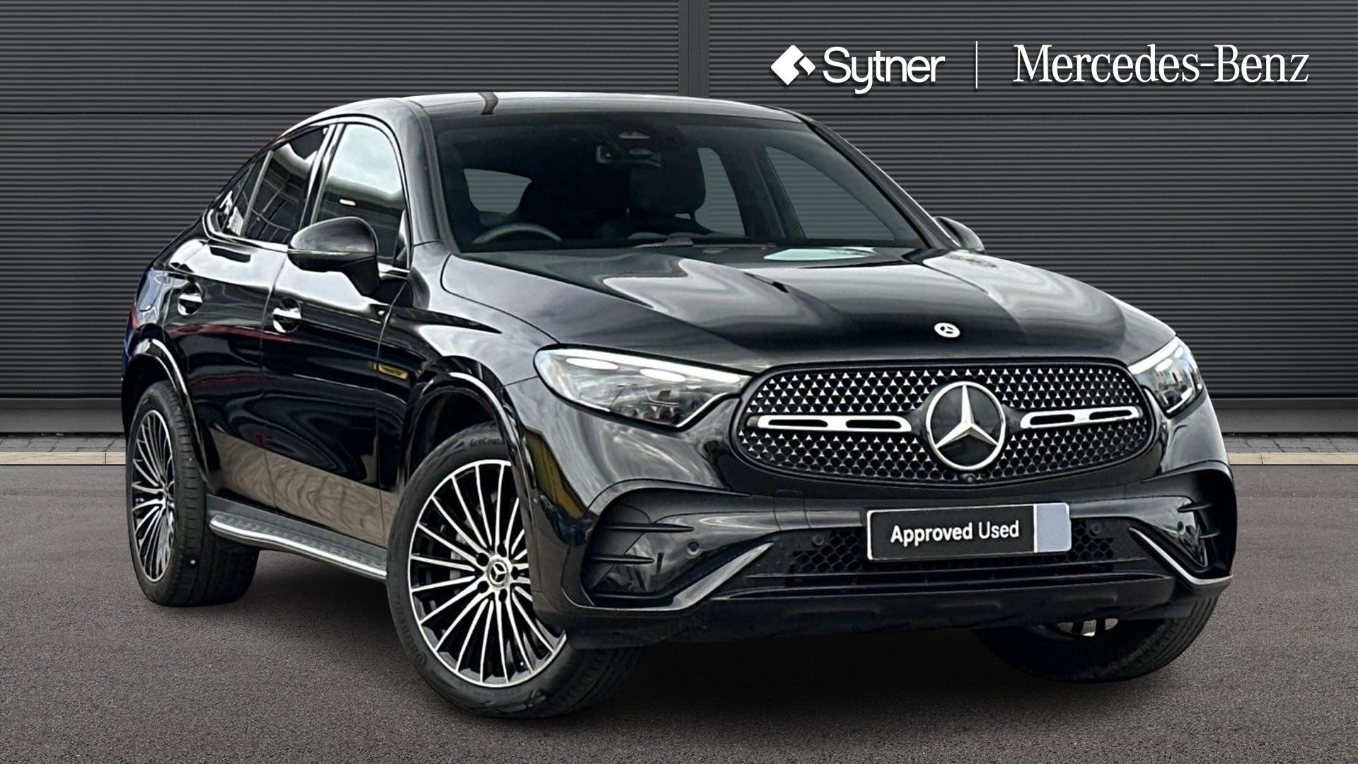 2025 Mercedes-Benz GLC