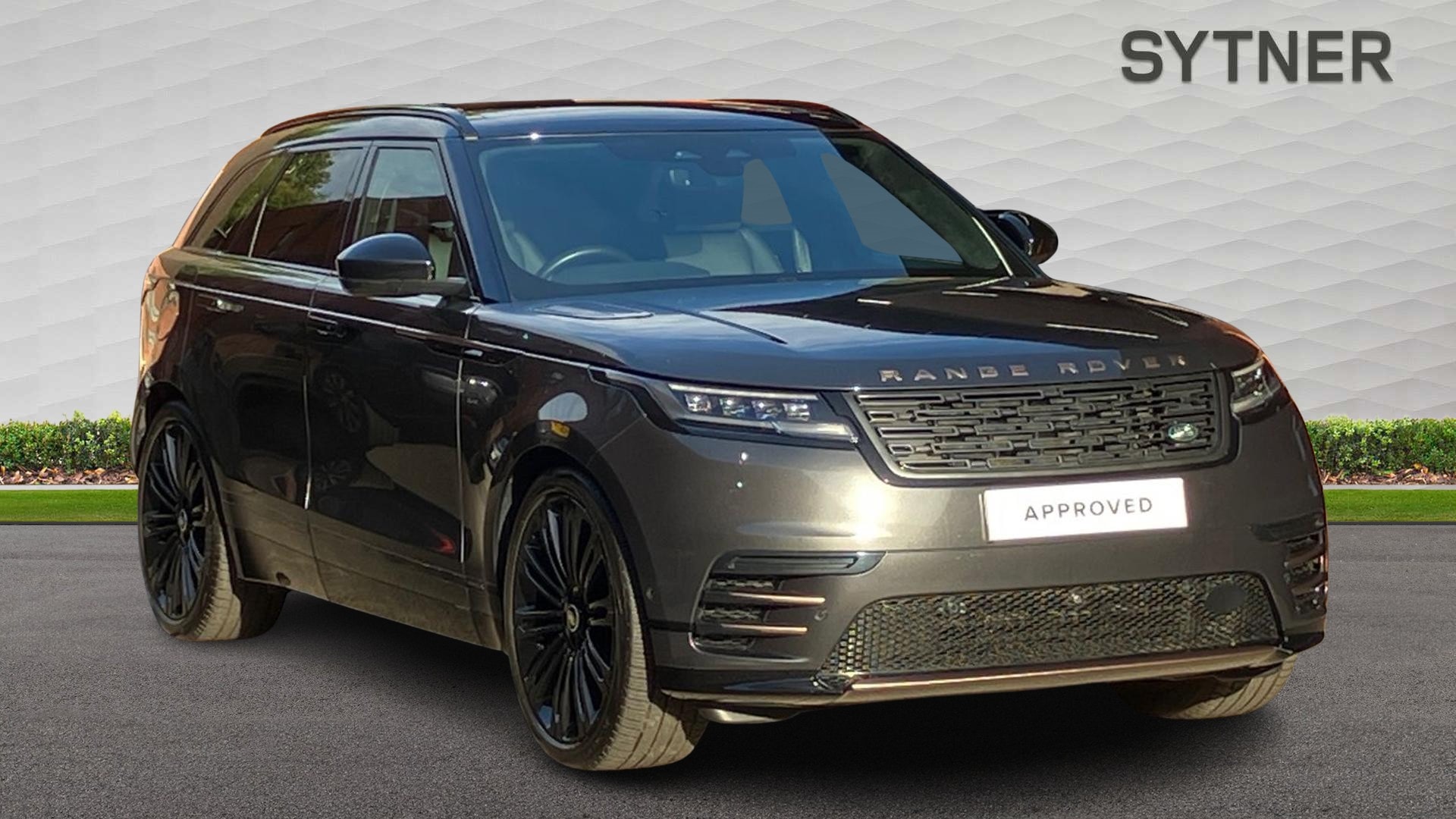 2025 Land Rover Range Rover Velar