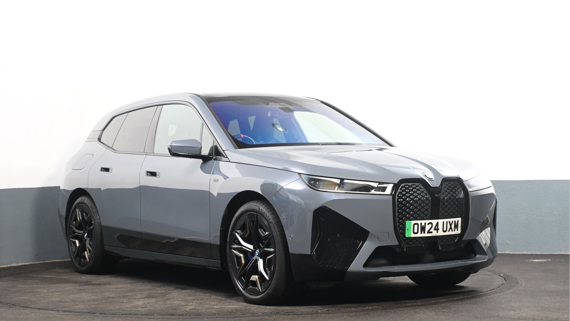 2024 BMW iX