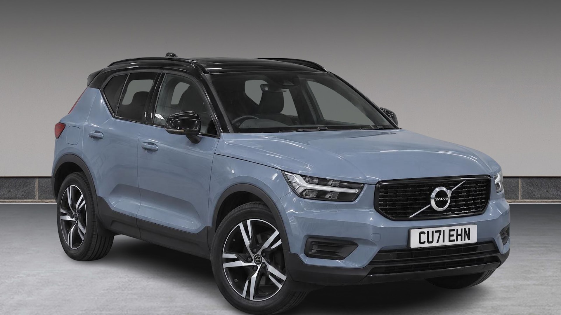 2021 Volvo XC40