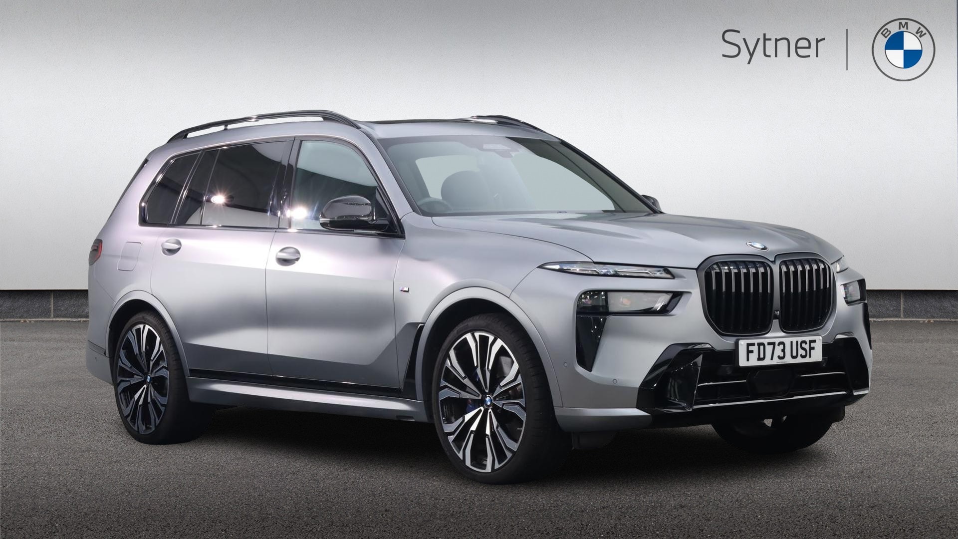 2023 BMW X7