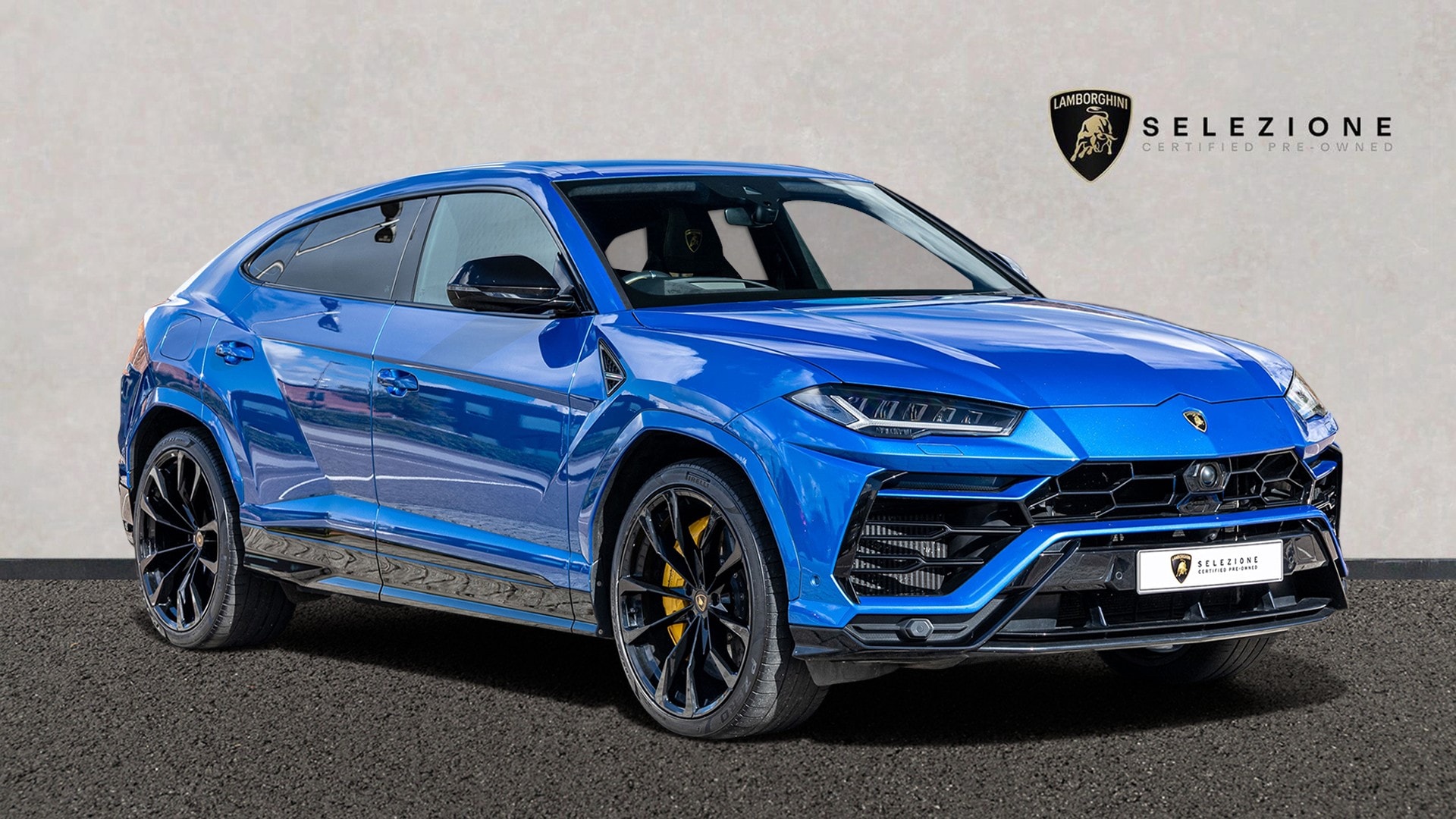 2021 LAMBORGHINI URUS