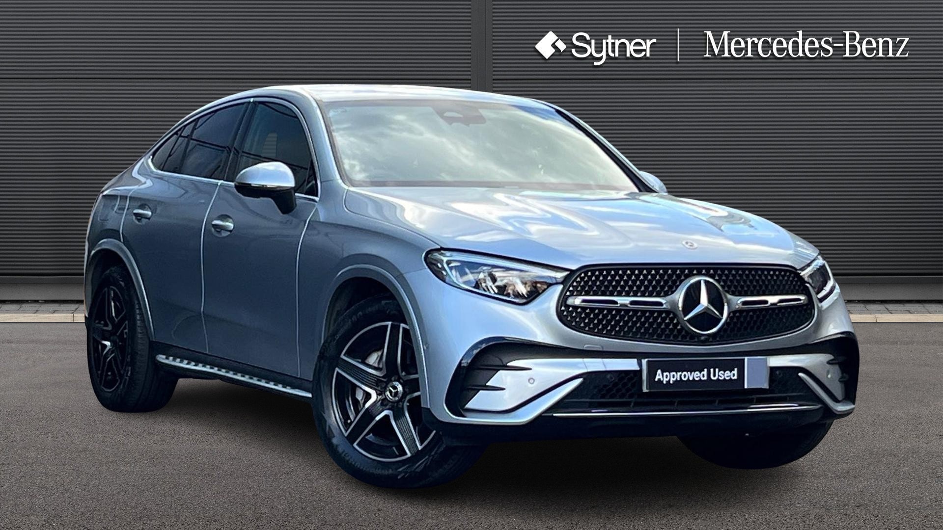 2023 Mercedes-Benz GLC