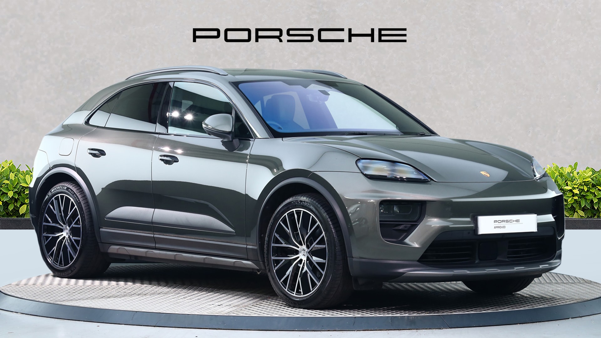 2025 Porsche Macan