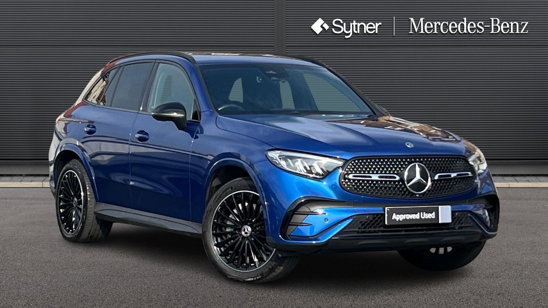 2025 Mercedes-Benz GLC