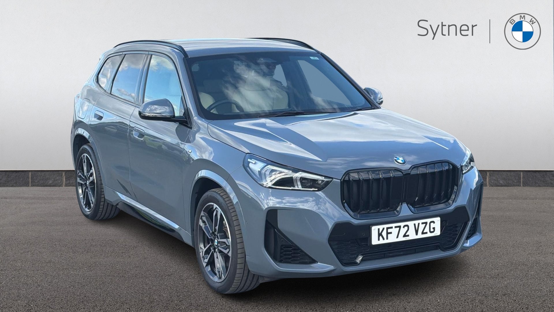 2022 BMW X1