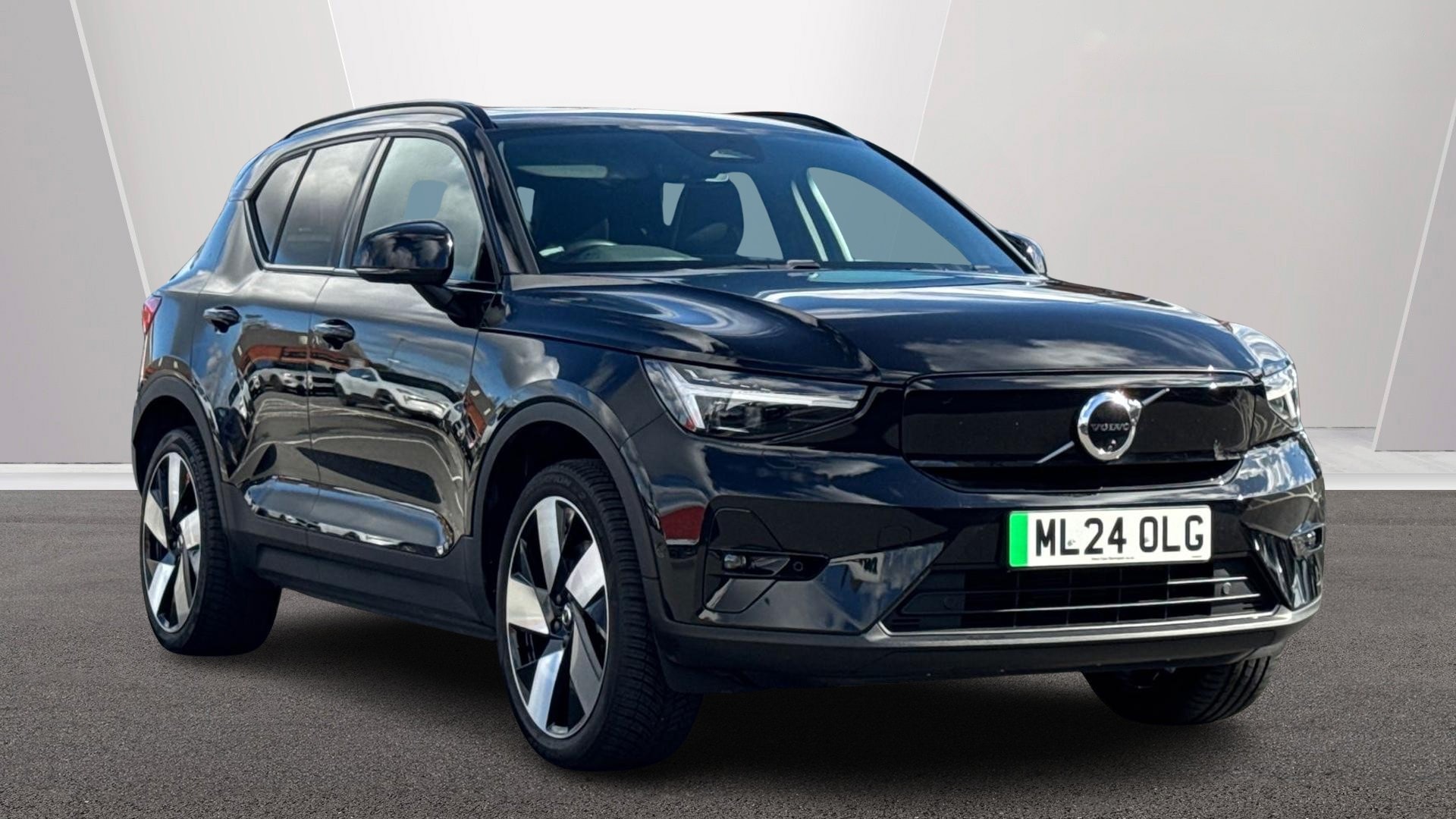 2024 Volvo XC40