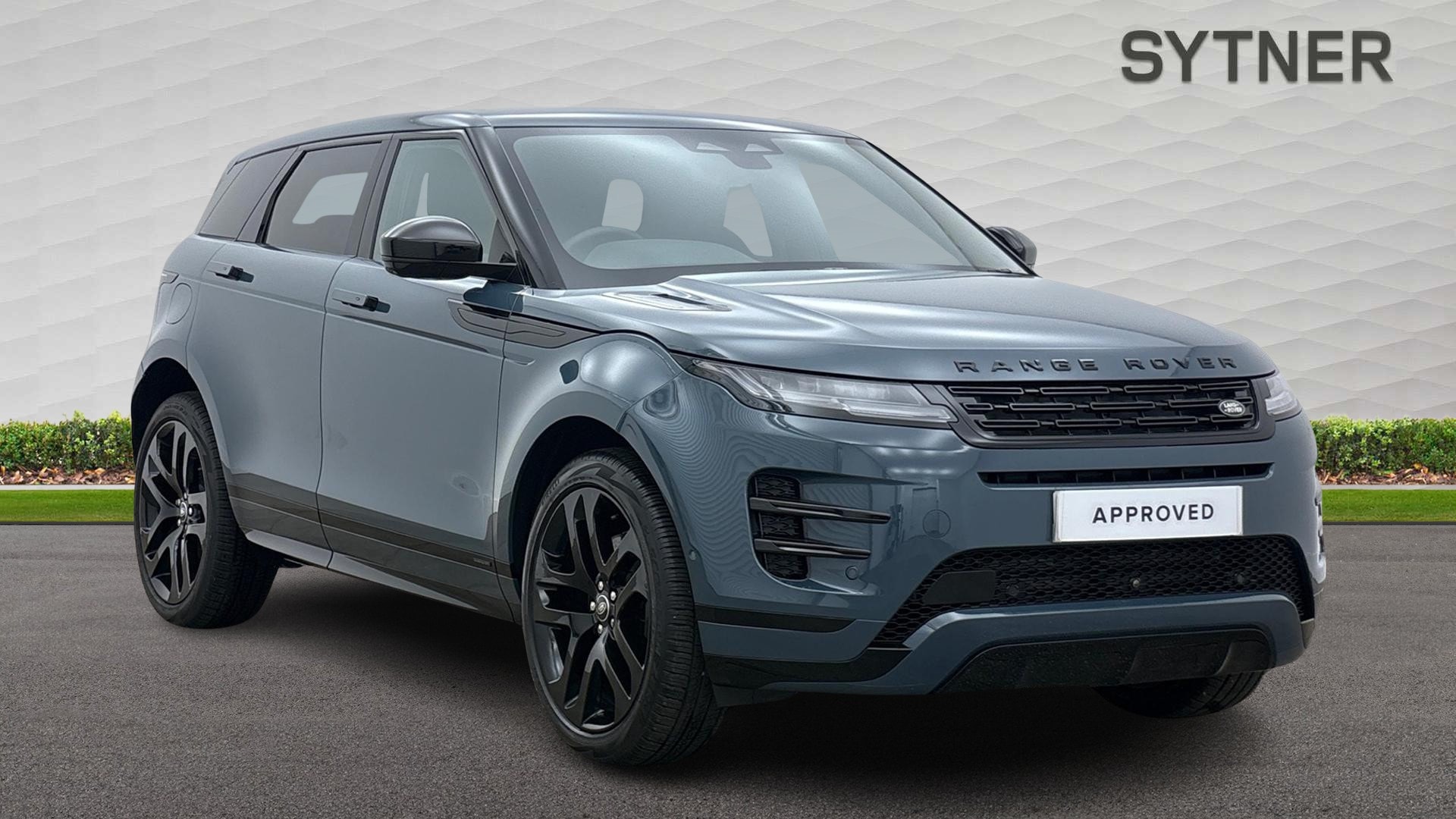 2025 Land Rover Range Rover Evoque