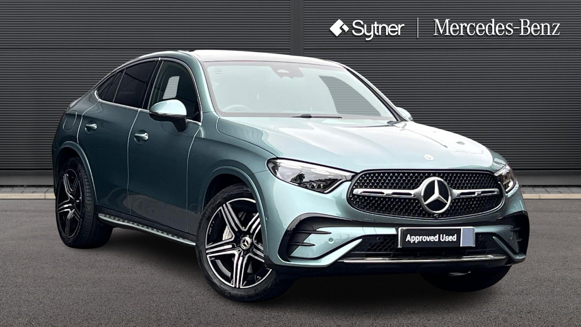 2025 Mercedes-Benz GLC