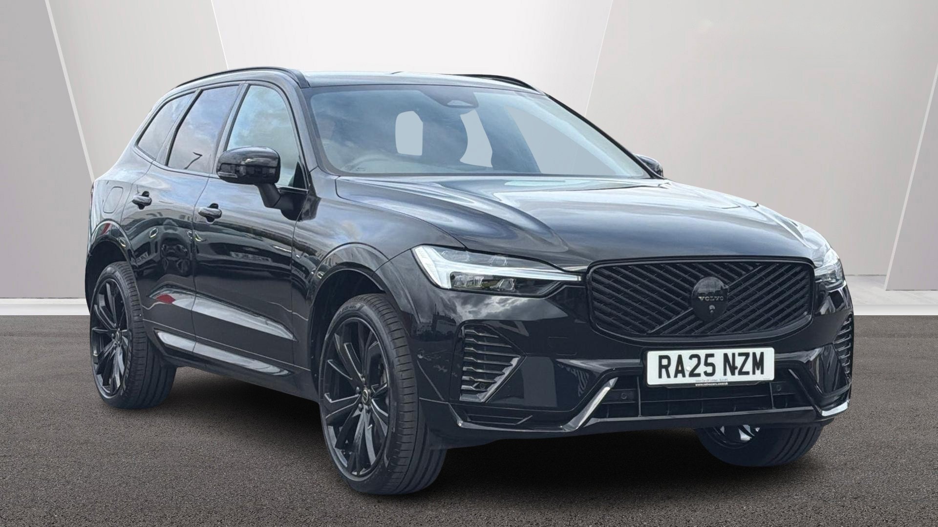 2025 Volvo XC60